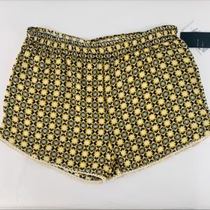 Yellow Black Print Summer Beach Shorts Size Large